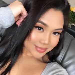 Meet your Posher, Desirae